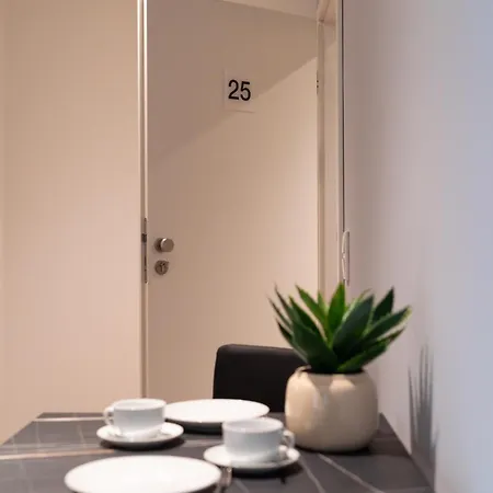 Loft - Naehe Hautbahnhof - Urbane Umgebung - Kueche Neurenberg